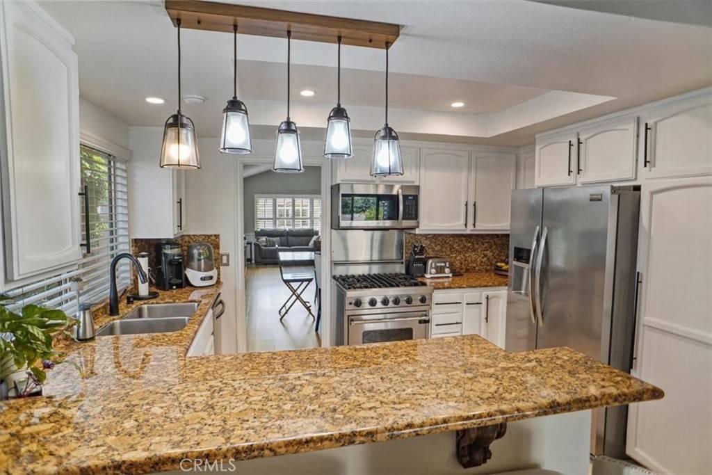 Winnetka, CA 91306,19815 Hemmingway ST