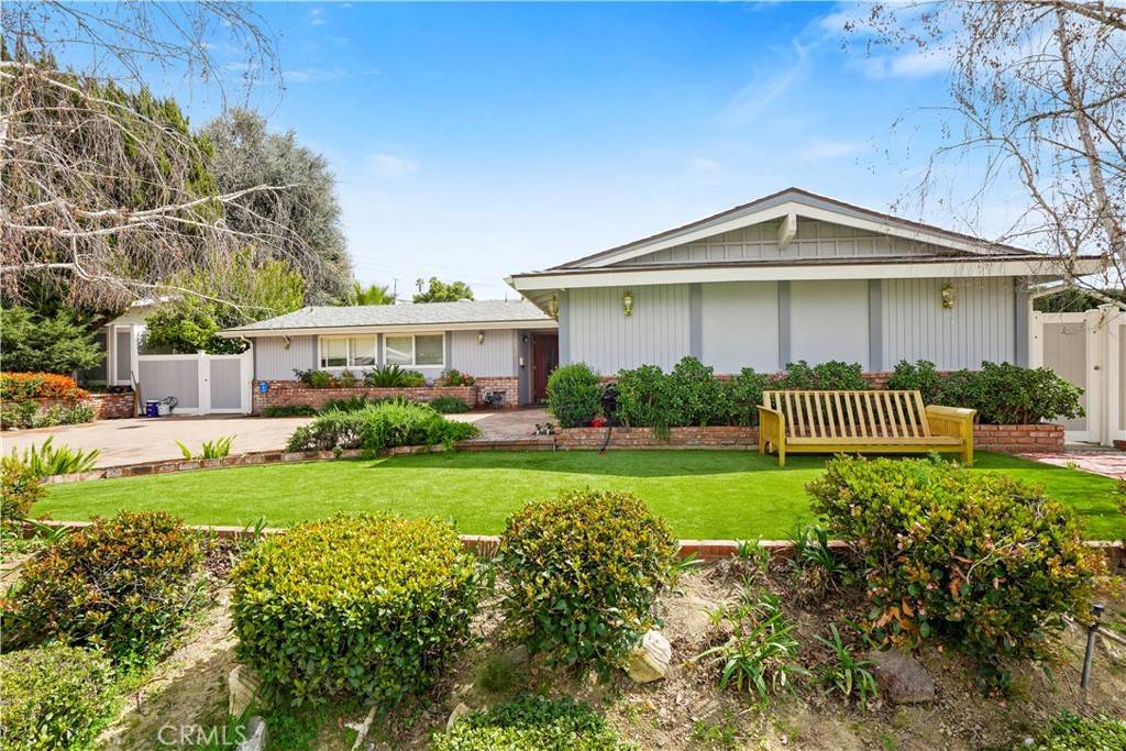 Woodland Hills, CA 91367,20708 Martha ST