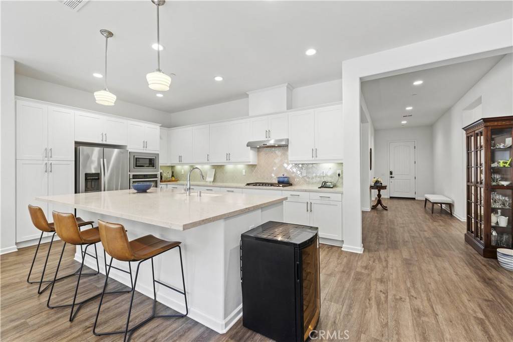 Canyon Country, CA 91387,18696 Cedar Crest DR