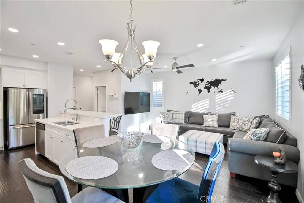 Sylmar, CA 91342,12249 Lima WAY