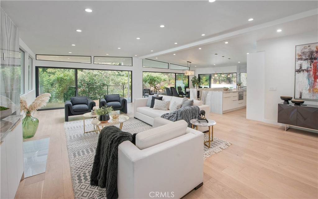 3920 Weslin AVE, Sherman Oaks, CA 91423