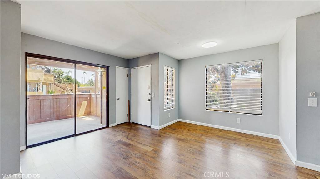 Fontana, CA 92335,9020 Newport AVE #17
