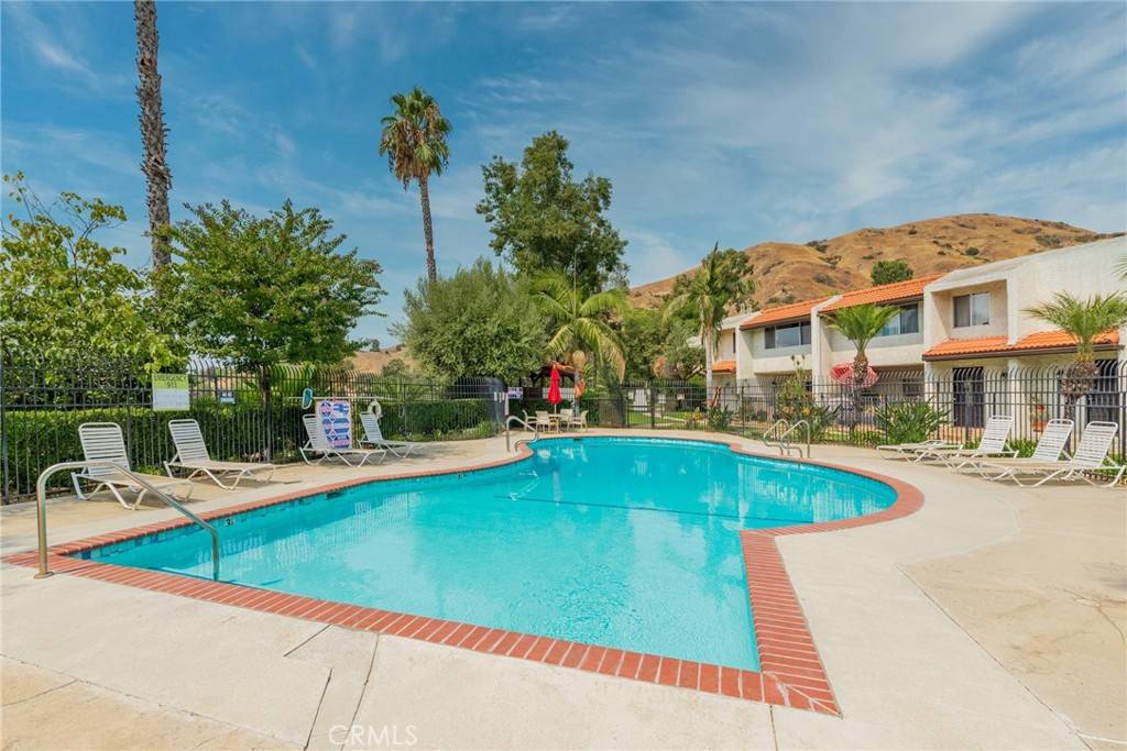 Burbank, CA 91504,9744 Via Roma