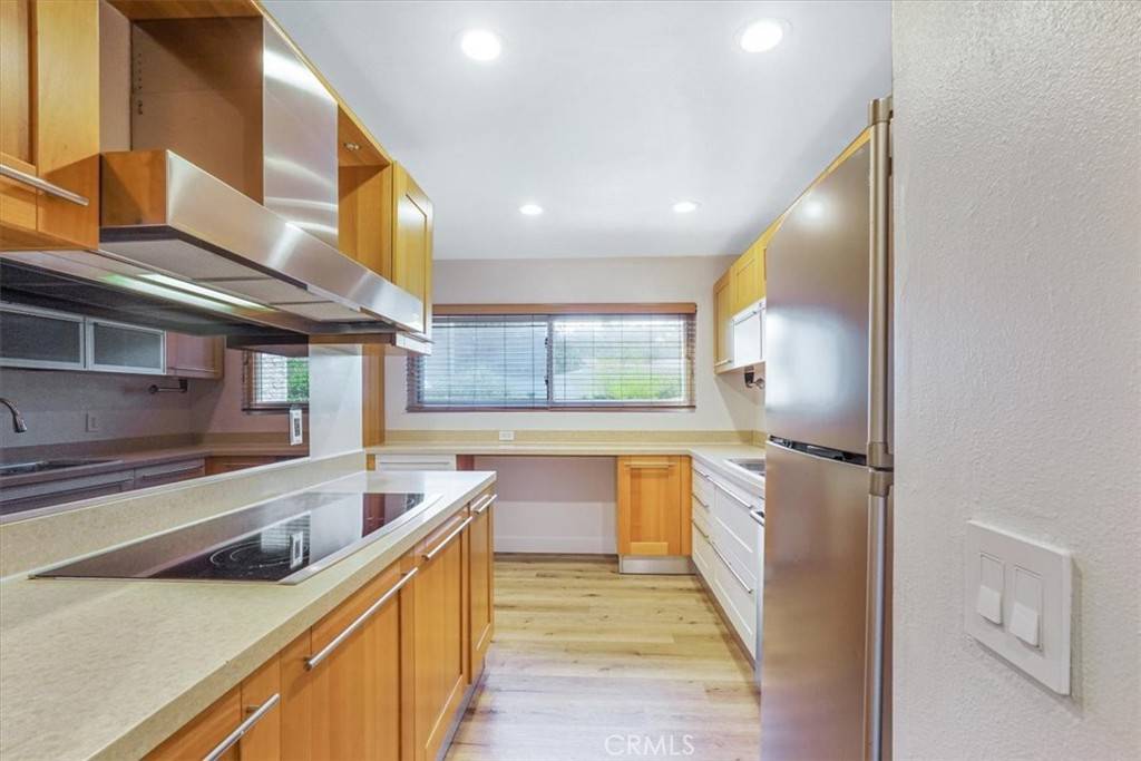 4612 Park Granada #54, Calabasas, CA 91302