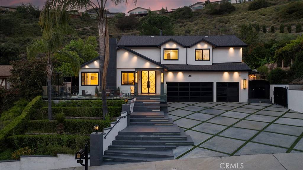 2223 Flintridge DR, Glendale, CA 91206