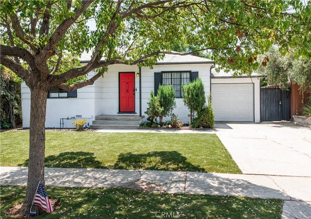 17330 Califa ST, Encino, CA 91316