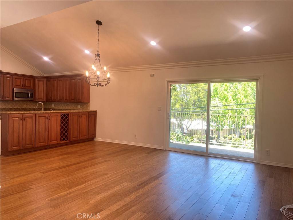 Calabasas, CA 91302,23351 Park Sorrento #70