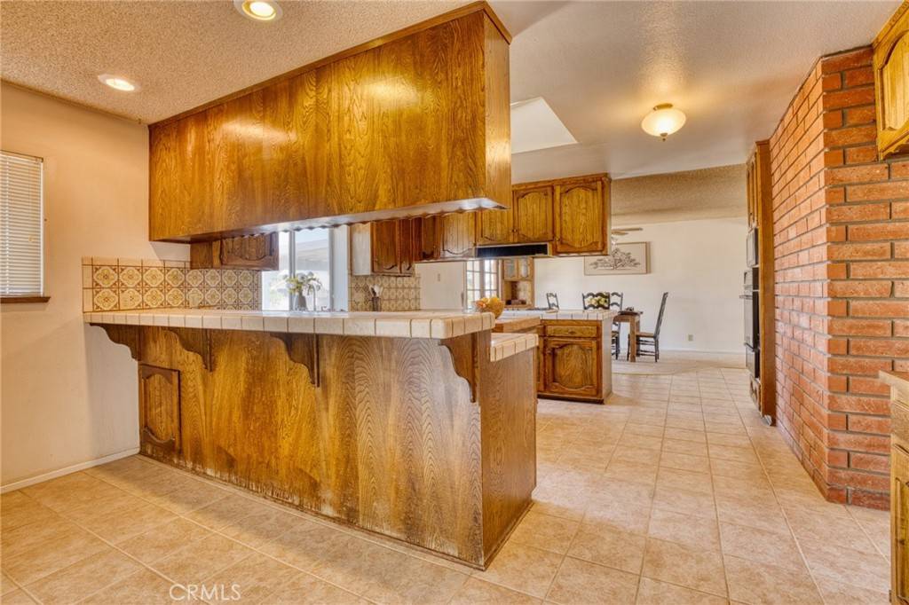 Lancaster, CA 93536,43320 41st ST W
