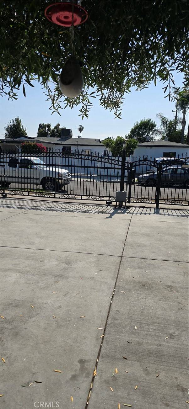 Panorama City, CA 91402,8106 Bevis AVE