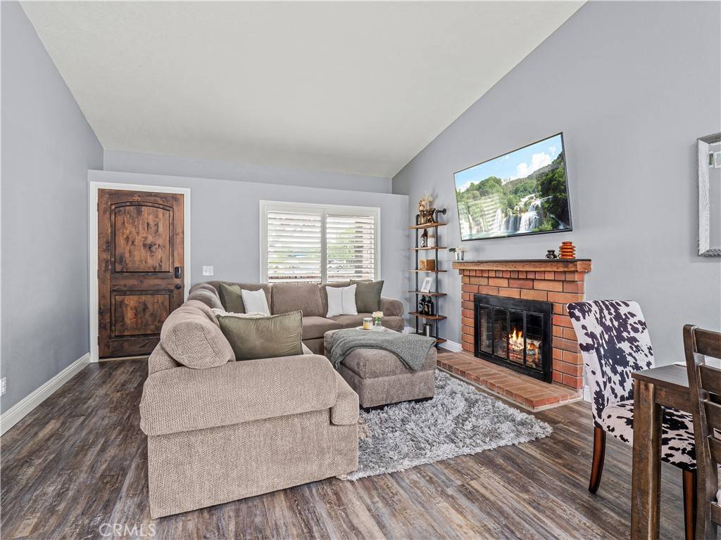 Castaic, CA 91384,27611 Ashby CT