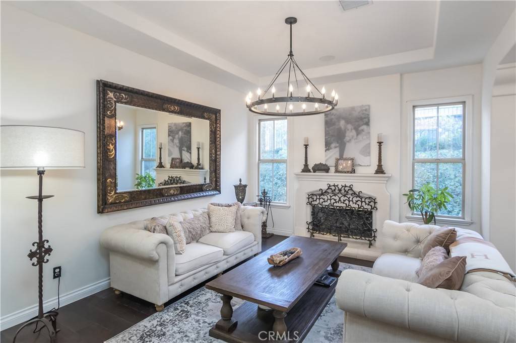 Westlake Village, CA 91362,2159 Hathaway AVE