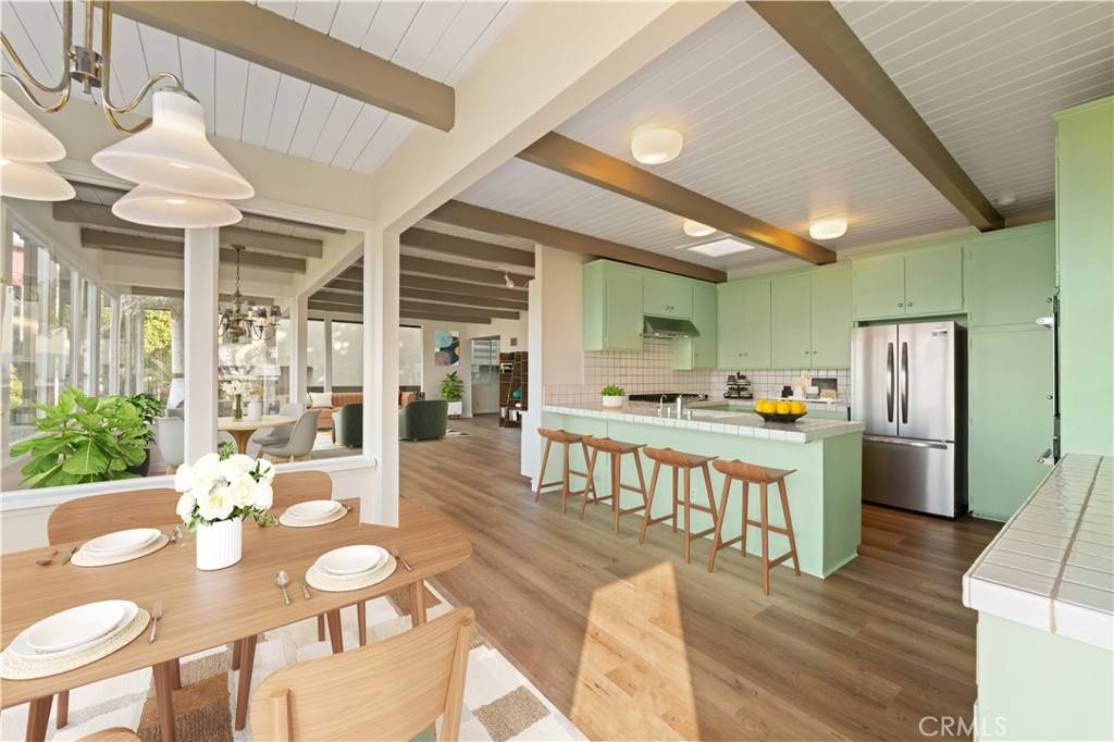 Studio City, CA 91604,3230 Wrightwood DR