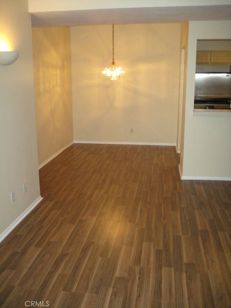 Valencia, CA 91355,24105 Del Monte DR #452