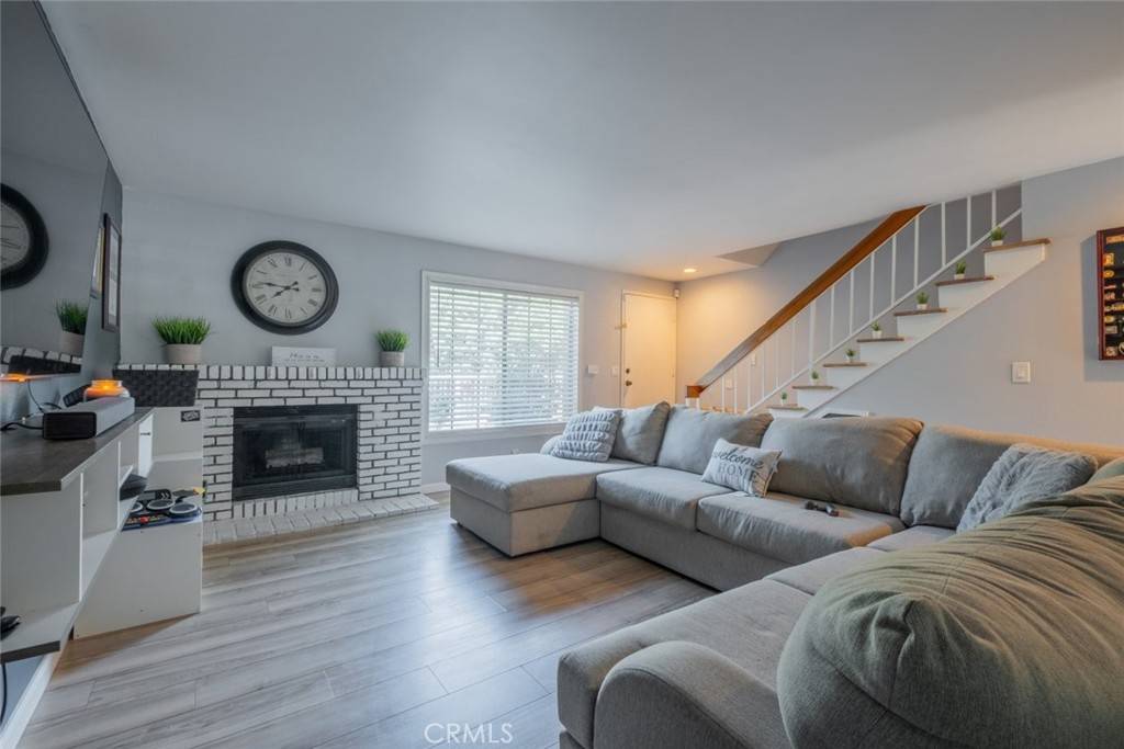 Sylmar, CA 91342,14344 Foothill BLVD #405