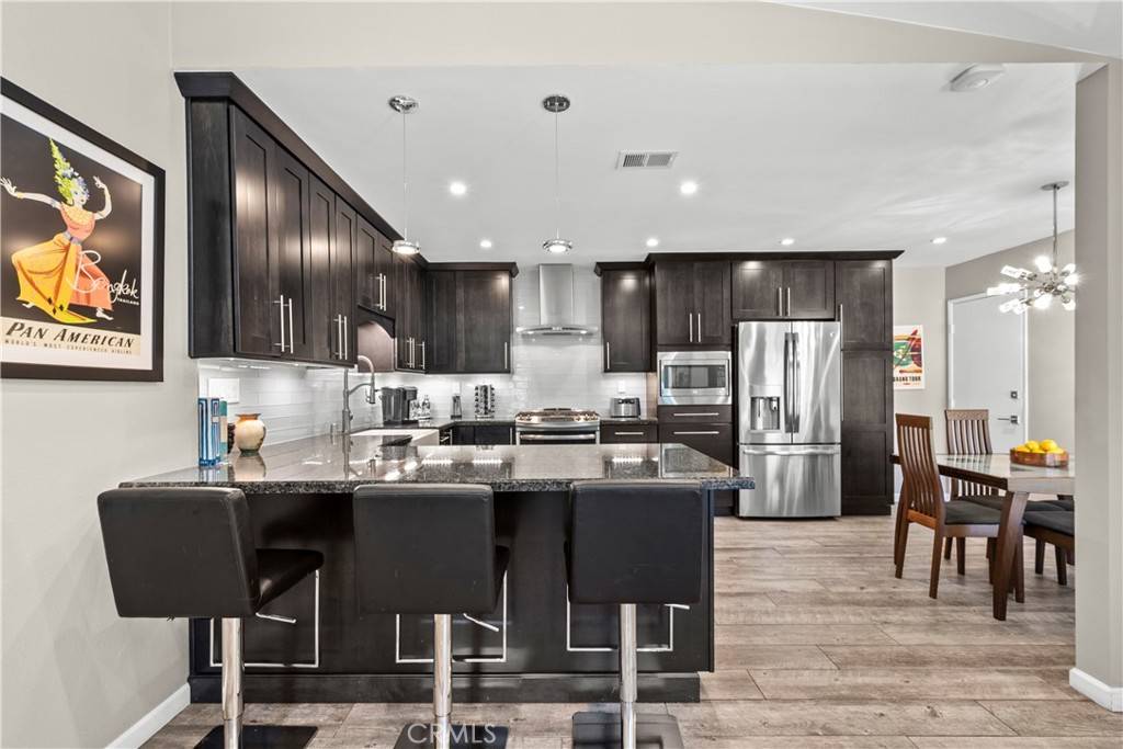 Valencia, CA 91355,25603 Alicante DR