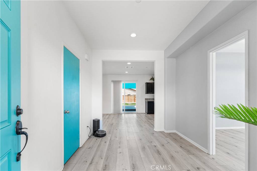 Rosamond, CA 93560,2436 Lugar Bonito CT
