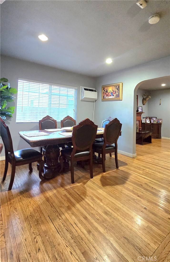Sylmar, CA 91342,14023 Hubbard ST