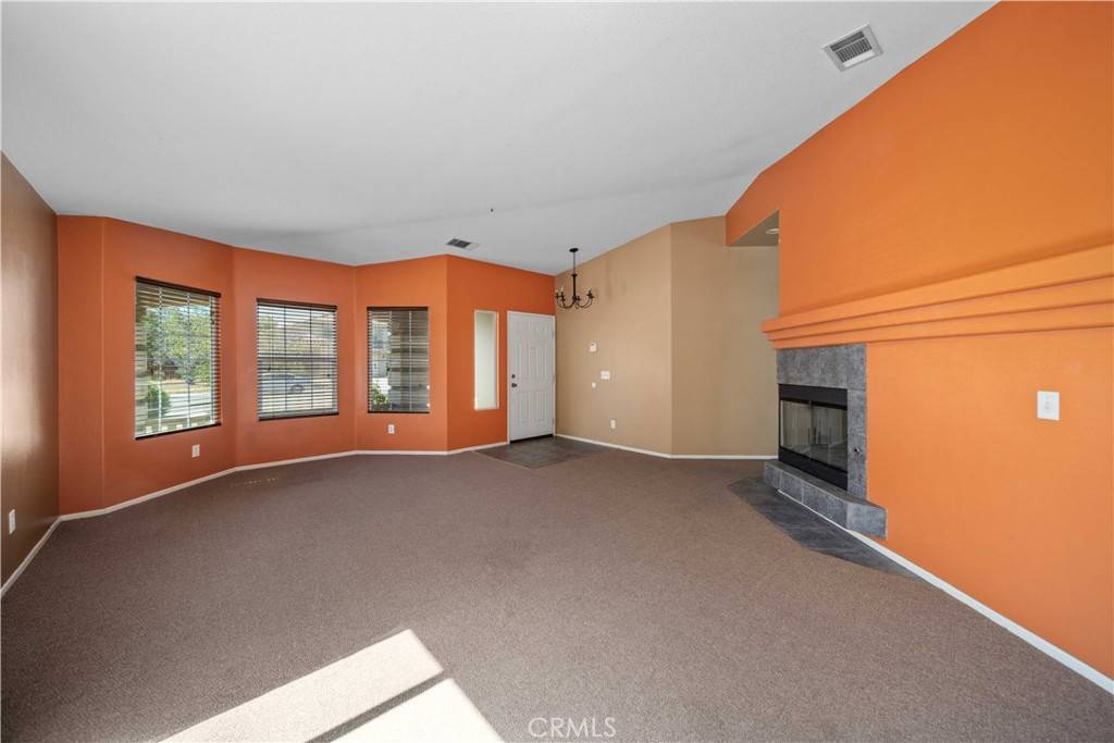 Palmdale, CA 93552,5715 Malaga CT