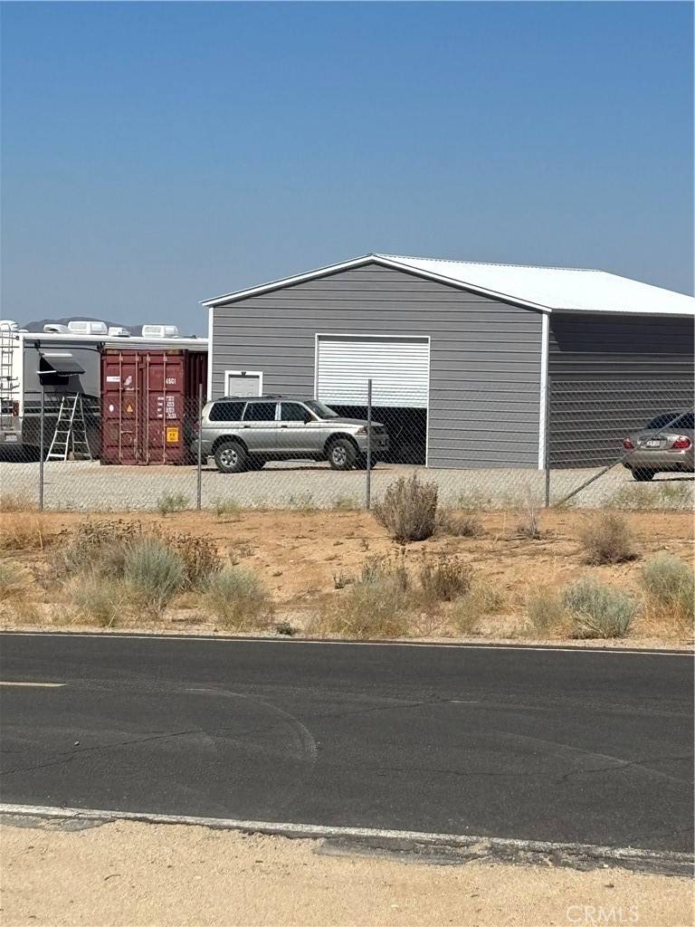 Pearblossom, CA 93553,126 E Ave W-4