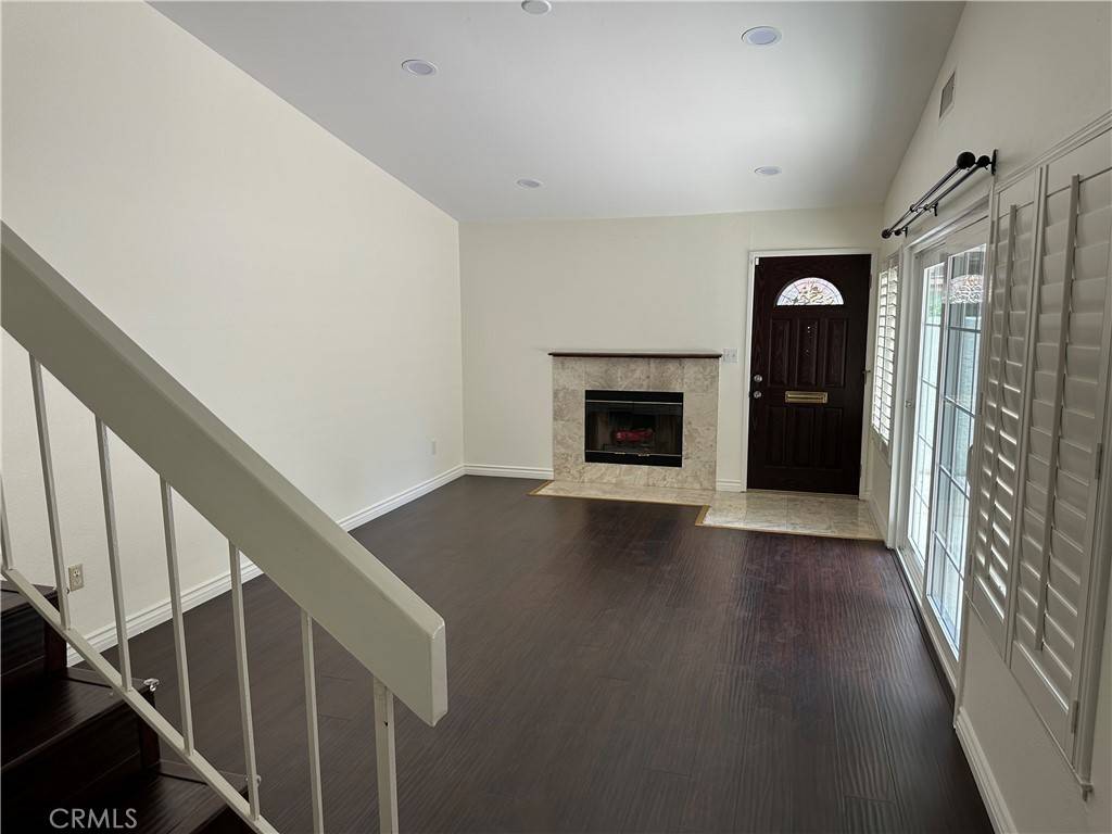 Chatsworth, CA 91311,22309 James Alan CIR #3