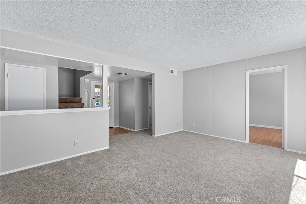 Simi Valley, CA 93065,2030 Socrates AVE
