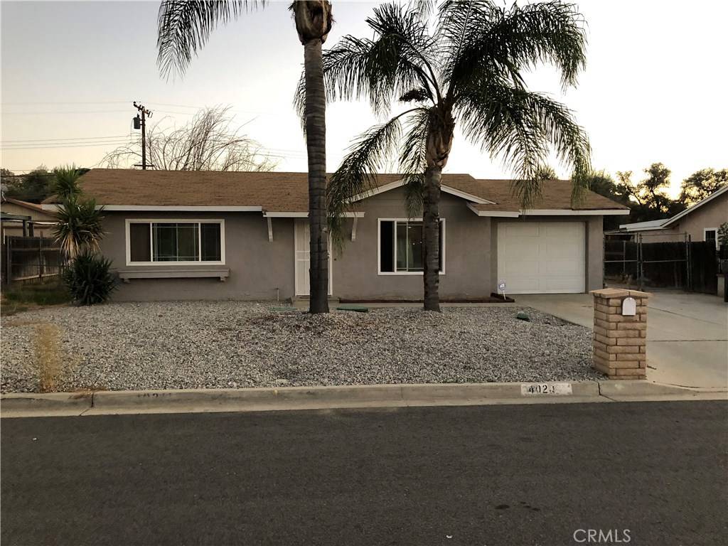 Hemet, CA 92543,40211 Frances LN