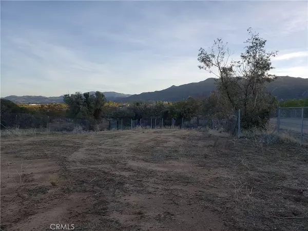 Anza, CA 92539,44050 Chapman RD