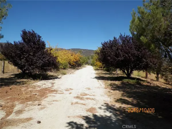 Anza, CA 92539,56510 Mitchell RD