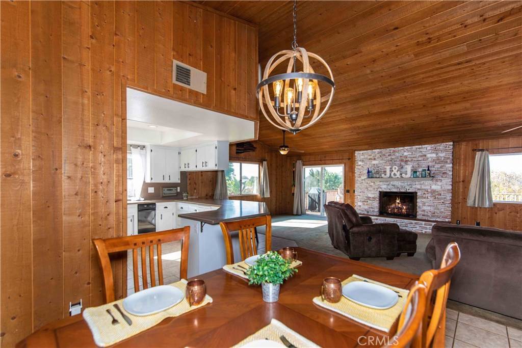 940 Hillpark LN, Fallbrook, CA 92028