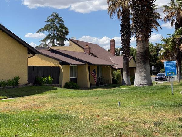 354 E Thornton AVE, Hemet, CA 92543