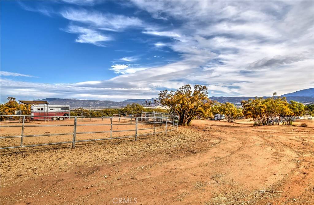 Anza, CA 92539,44541 Chapman RD