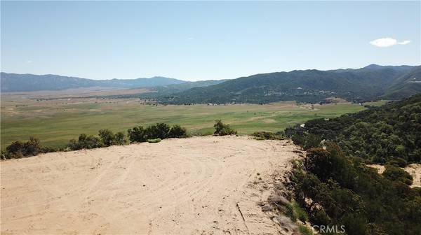 Santa Ysabel, CA 92070,0 Bobcat TRL