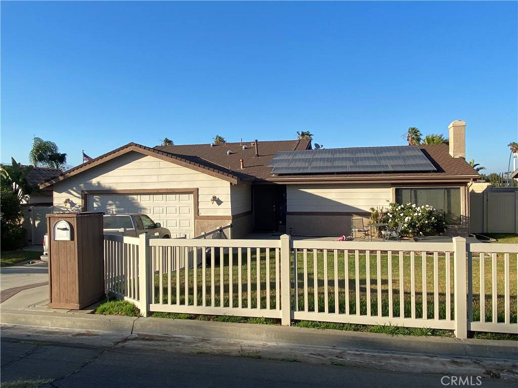 2421 Northmoor DR, Corona, CA 92882