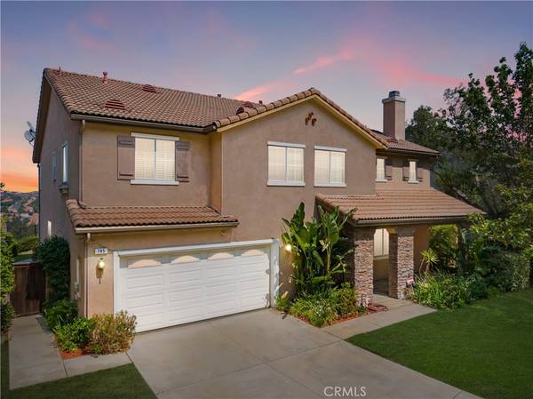 745 John CIR, Corona, CA 92879