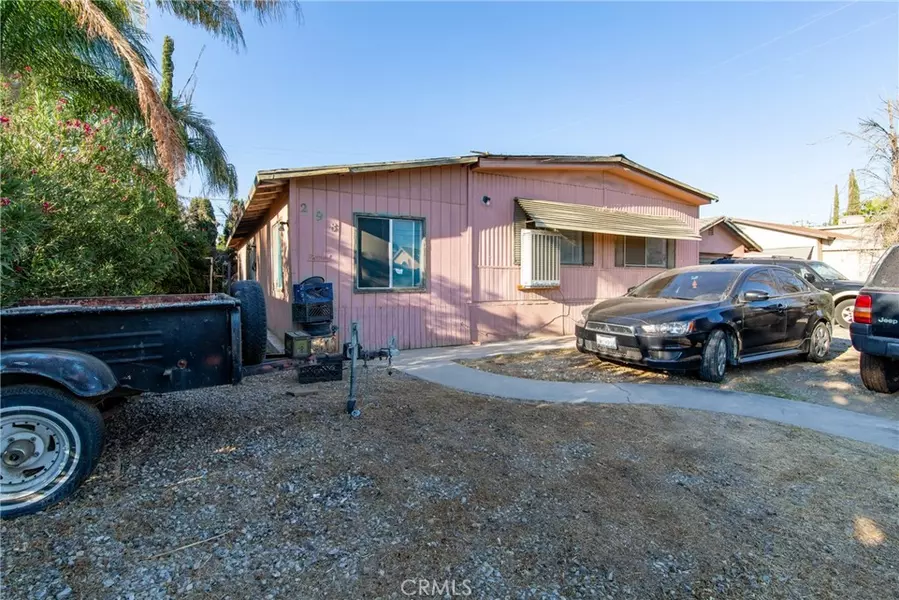 298 E Nuevo RD, Perris, CA 92571