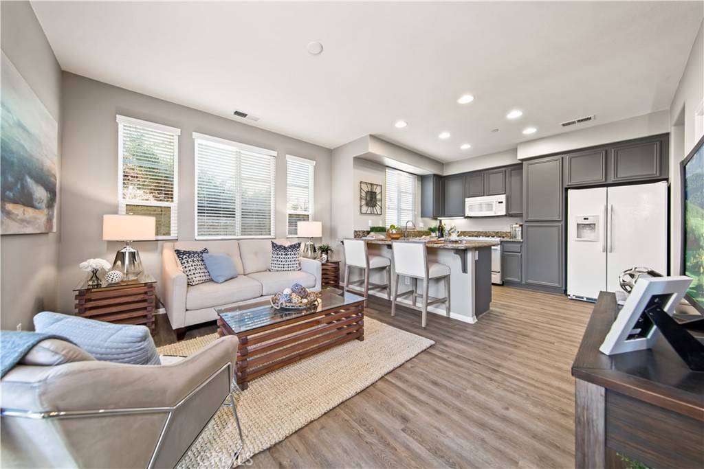 831 Coriander DR #407, Hemet, CA 92545
