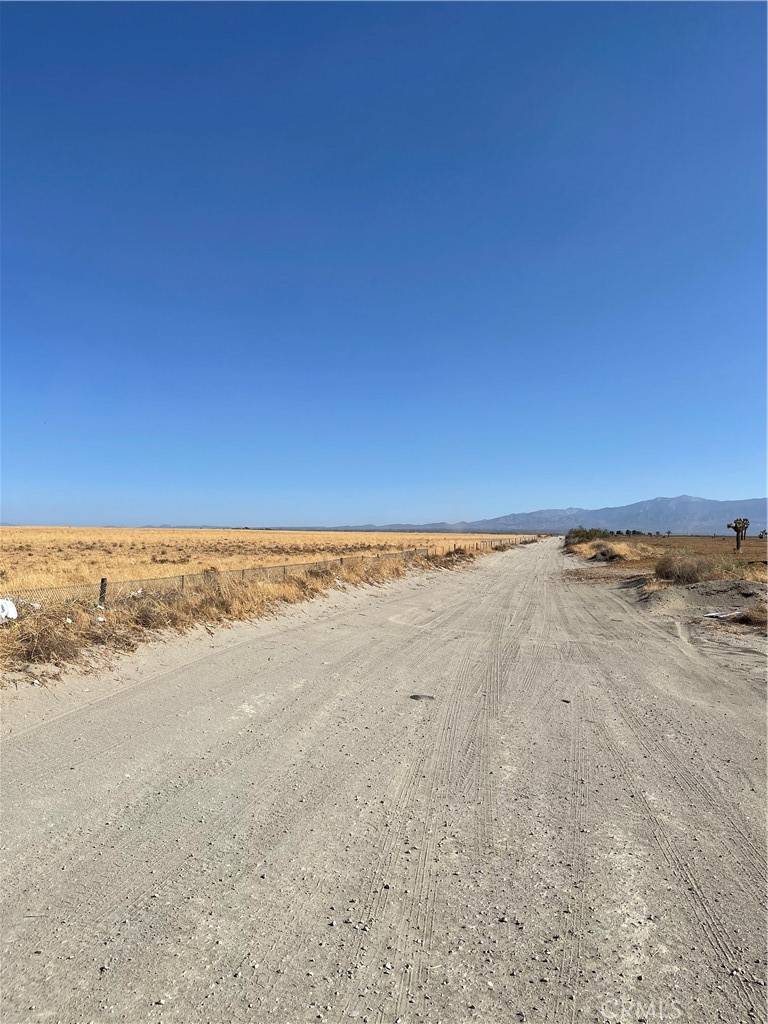 0 Buckthorne Canyon RD, Adelanto, CA 92301
