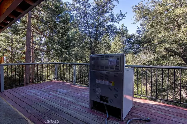 Idyllwild, CA 92549,27690 Saunders Meadow RD