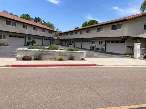 Fallbrook, CA 92028,3404 Cliff Oak #5