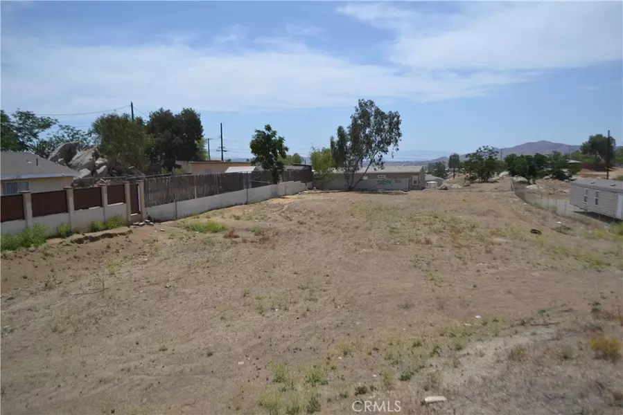 1 Highway 74, Perris, CA 92570