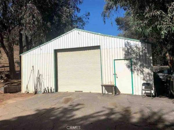 Bonsall, CA 92003,10889 Hwy 76