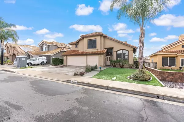 41704 Valor DR, Murrieta, CA 92562