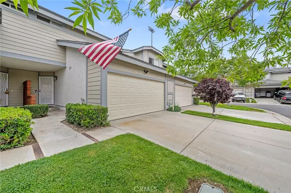 946 Michael PL #C, Corona, CA 92881