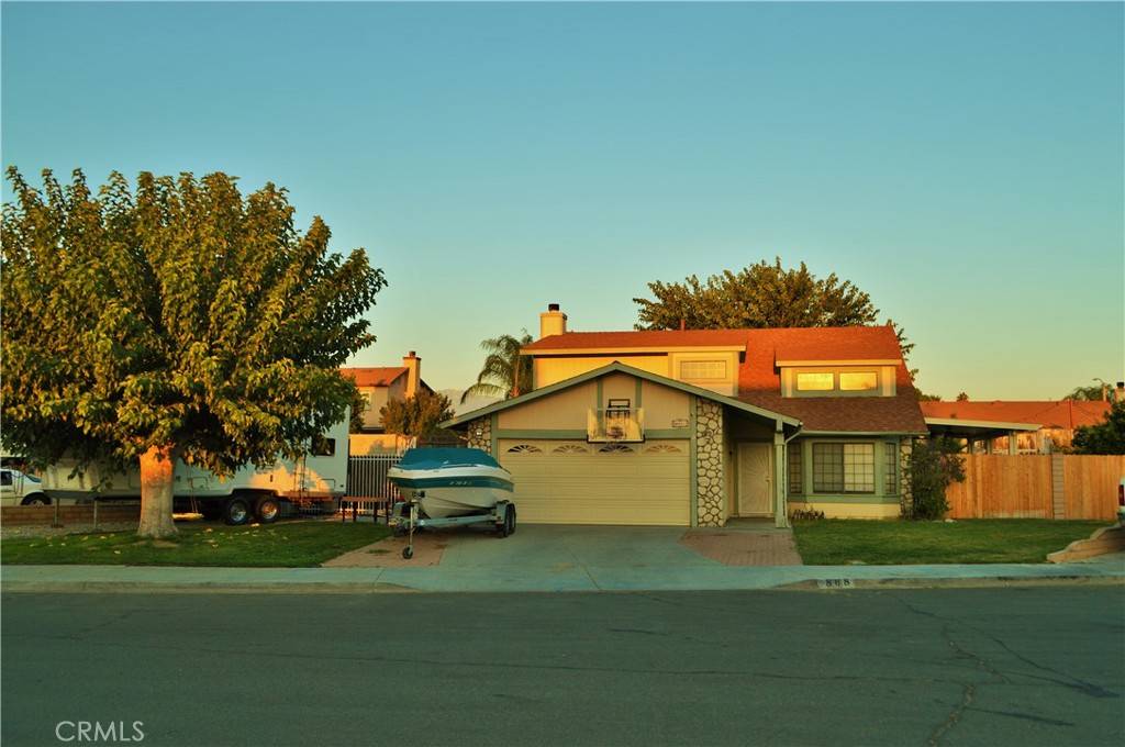 868 Fillmore CT, Hemet, CA 92543