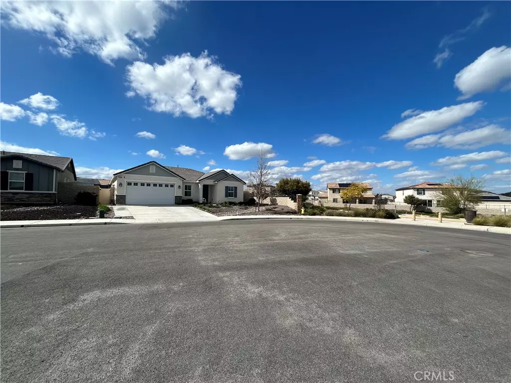 Menifee, CA 92584,31805 Quill CT