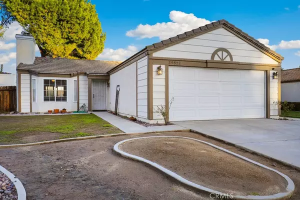 39832 Snow Gum LN, Murrieta, CA 92562