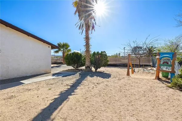 29 Palms, CA 92277,5585 Chia AVE