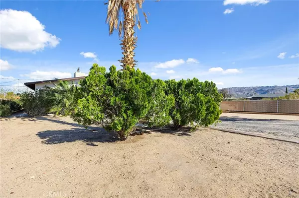 29 Palms, CA 92277,5585 Chia AVE