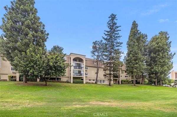 Laguna Woods, CA 92637,5517 Paseo Del Lago E #1C