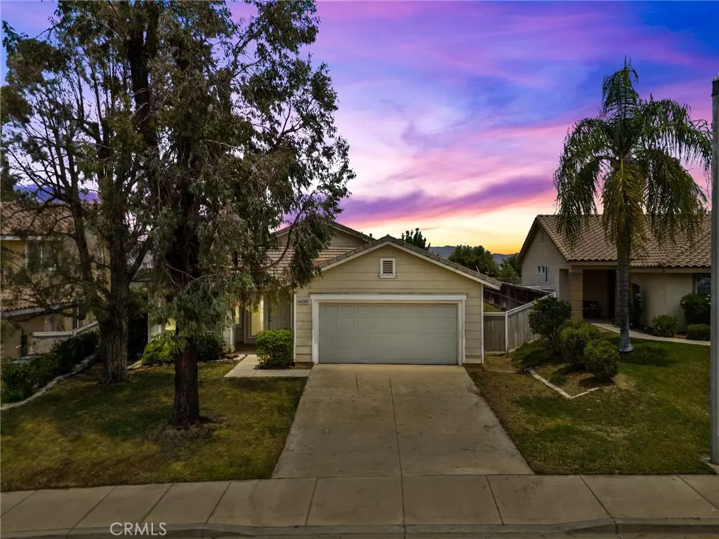 Corona, CA 92883,27450 Fallbrook CT